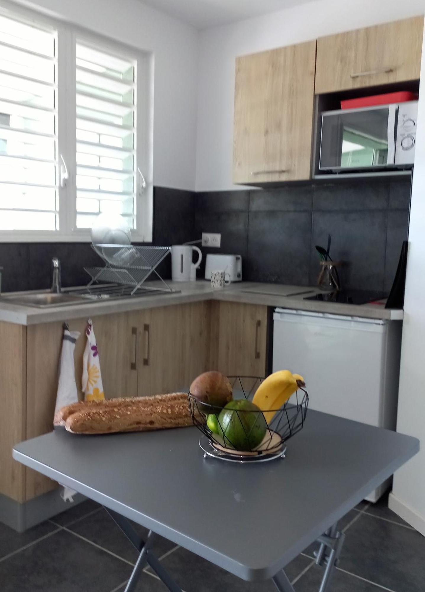 Logements Vue Mer Acces Piscine En Guadeloupe บูญองต์ ภายนอก รูปภาพ